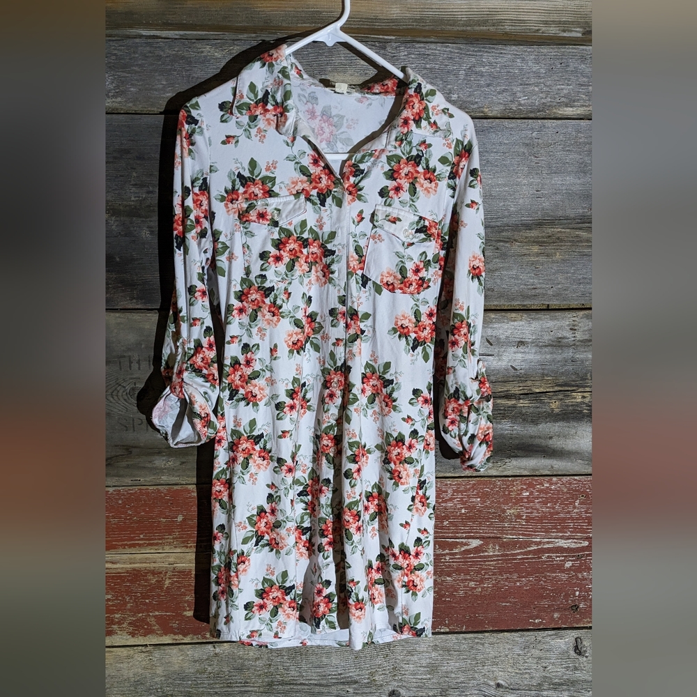 White floral long shirt